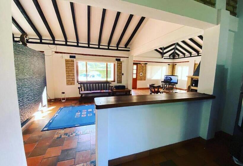 カプセルホテル Casa Hotel La Primavera