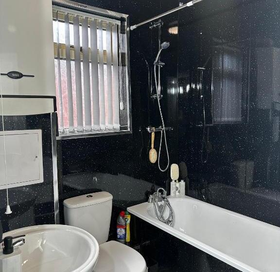 Капсульный Oтель Le Crescent Rooms, Room Stays