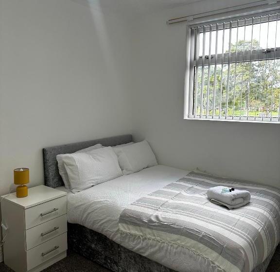 Капсульный Oтель Le Crescent Rooms, Room Stays