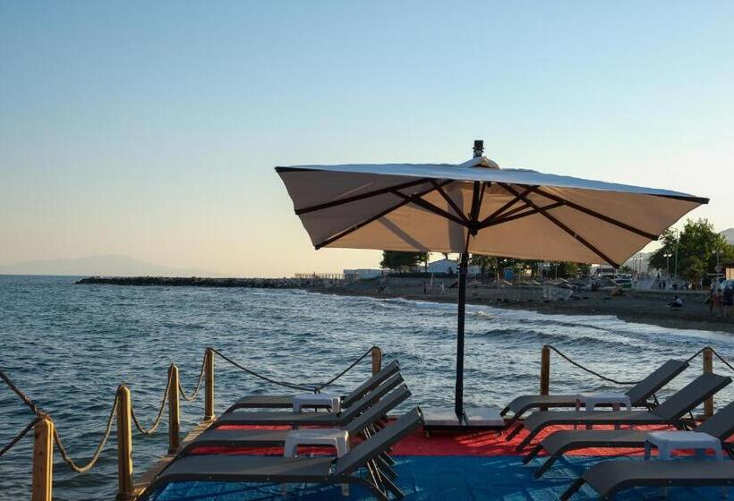 Отель Gargaron Beach