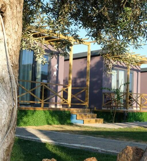 Отель Gargaron Beach