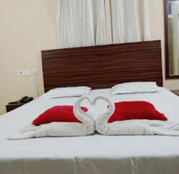 בית מלון כפרי Goroomgo Green Akress Bhubaneswar Comfortable Bed With Impressive Service