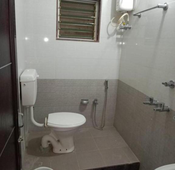 בית מלון כפרי Goroomgo Green Akress Bhubaneswar Comfortable Bed With Impressive Service