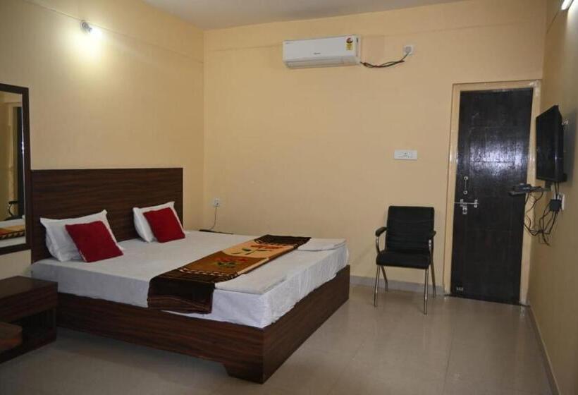 ホテル Goroomgo Green Akress Bhubaneswar Comfortable Bed With Impressive Service