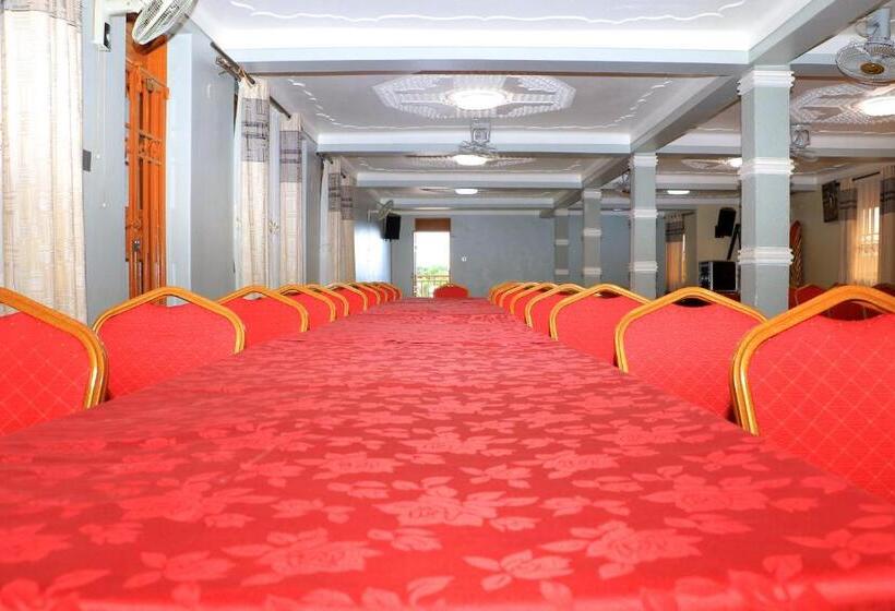 هتل Horizon Gardens