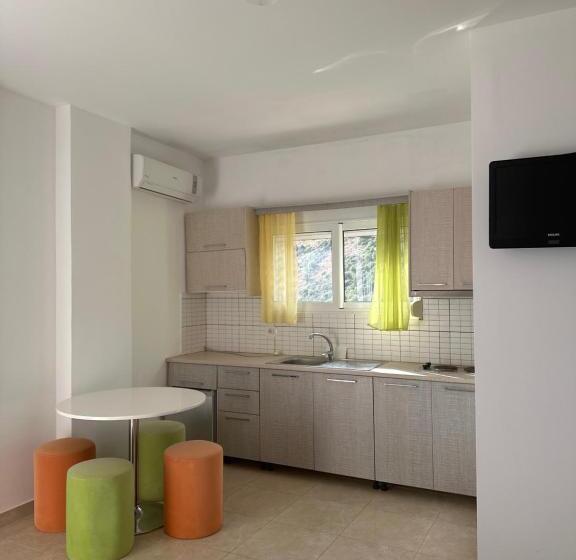 Отель Kavalieri