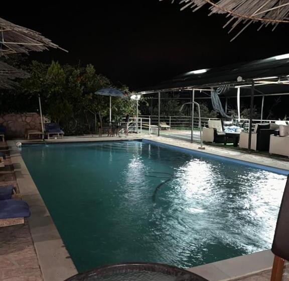 Отель Kavalieri