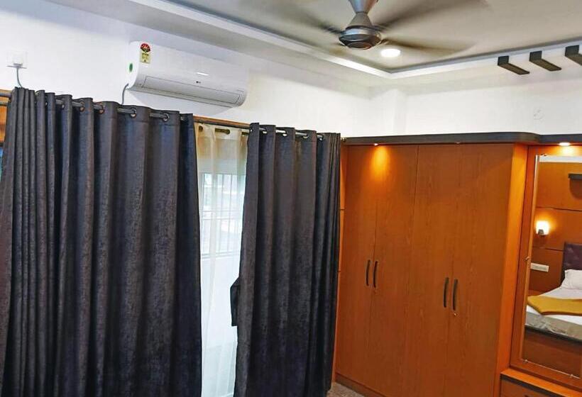 בית מלון כפרי Namma Kanasu Lodge