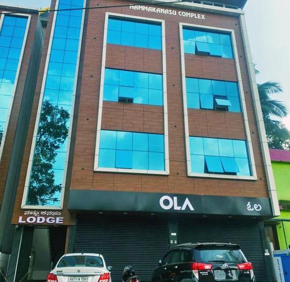 בית מלון כפרי Namma Kanasu Lodge