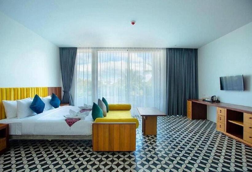 호텔 New Centro Pool Villa