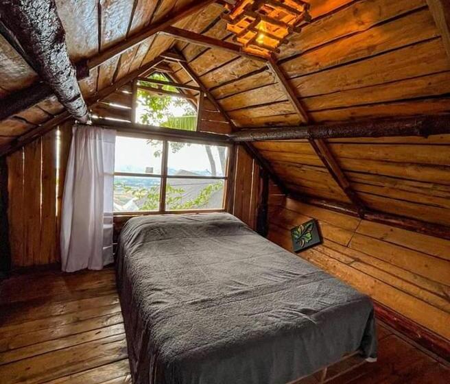 هتل Nidos De Pajaros