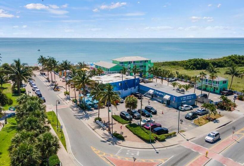فندق Oceanfront Inn Suite, Ocean And Inlet Views, King Bed, #12
