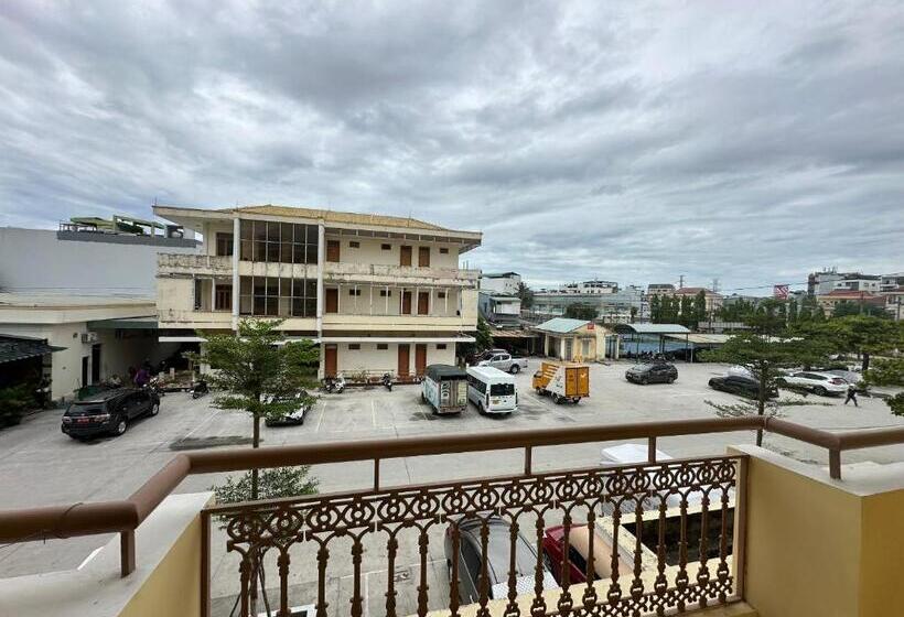 هتل Oyo 1246 Nha Khach Cuc Hau Can