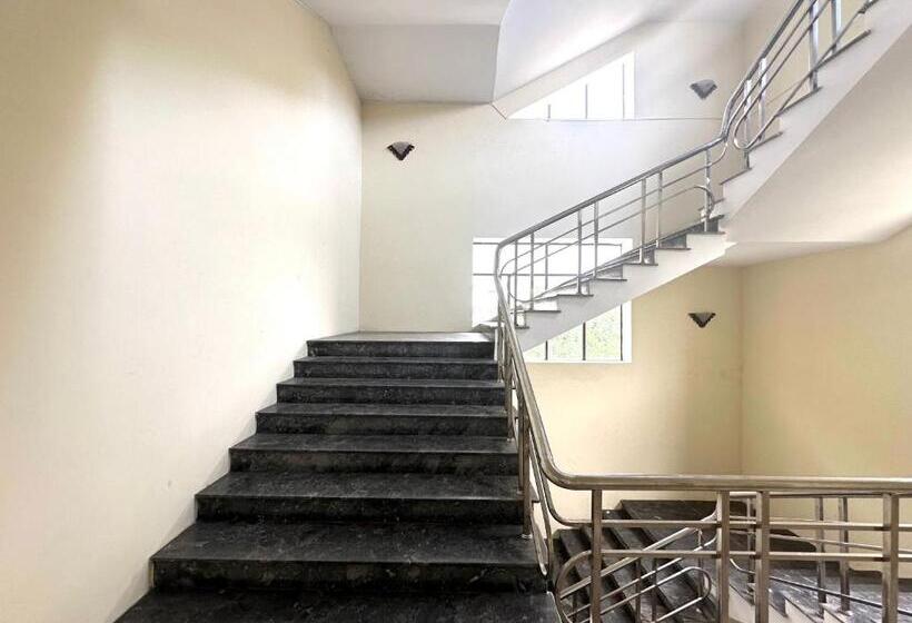 هتل Oyo 1246 Nha Khach Cuc Hau Can