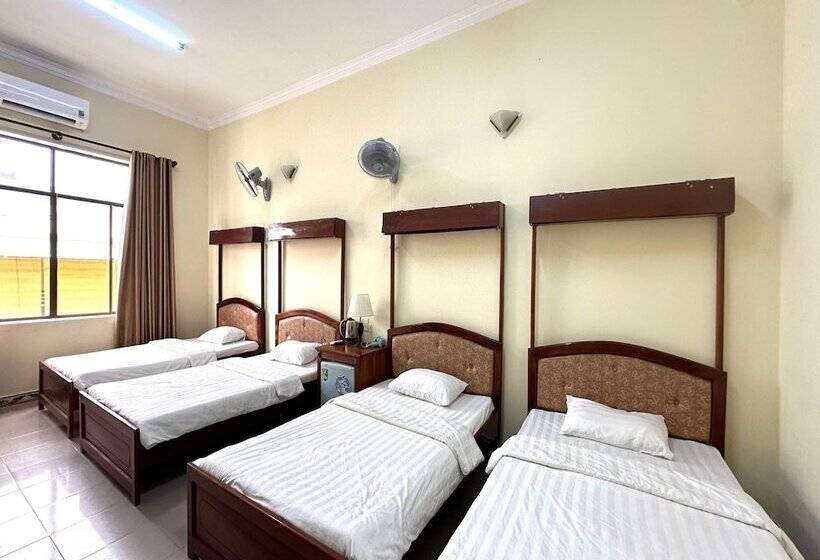 هتل Oyo 1246 Nha Khach Cuc Hau Can