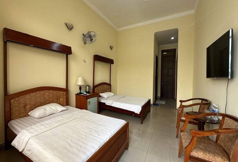 هتل Oyo 1246 Nha Khach Cuc Hau Can