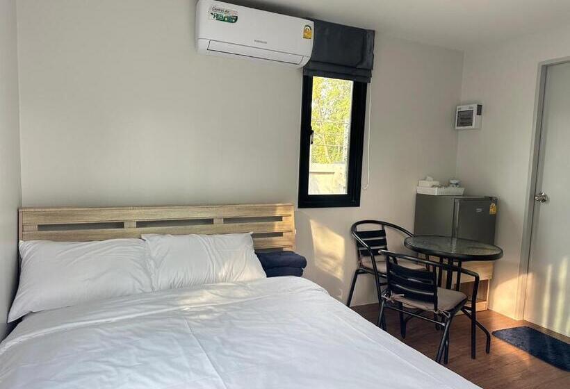 בית מלון כפרי Bannrai Tayai Cafe And Resort