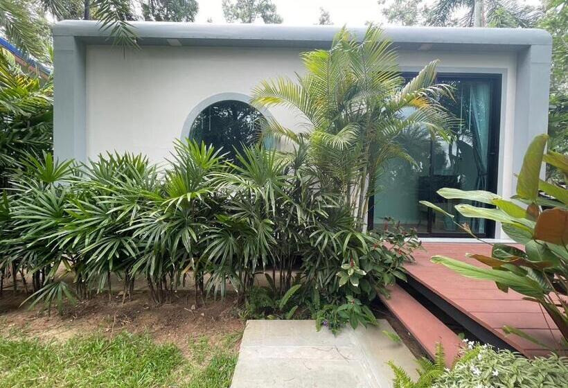 בית מלון כפרי Bannrai Tayai Cafe And Resort