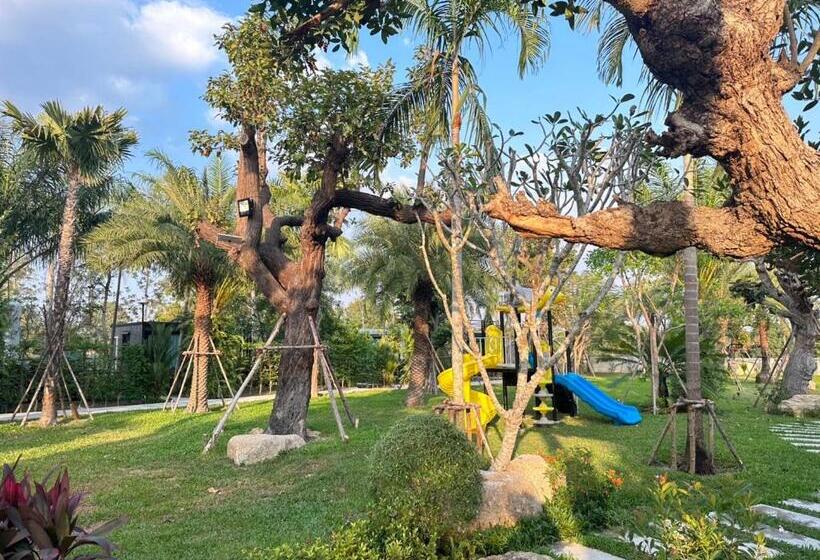 בית מלון כפרי Bannrai Tayai Cafe And Resort