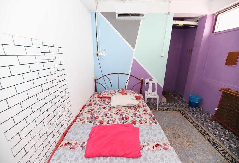 فندق Oyo 91005 My Gunung Budget