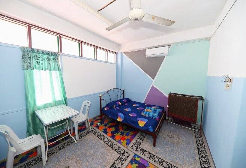 فندق Oyo 91005 My Gunung Budget