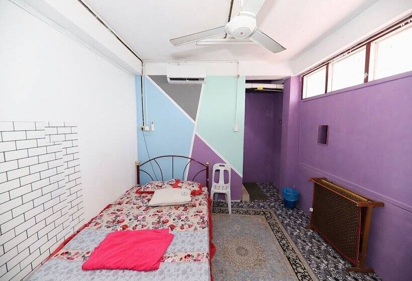 فندق Oyo 91005 My Gunung Budget