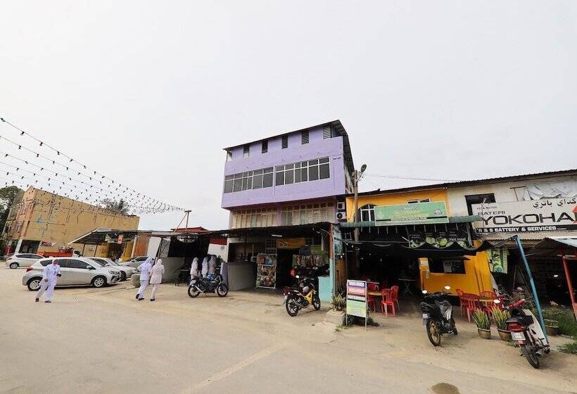 فندق Oyo 91005 My Gunung Budget