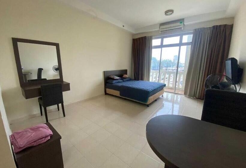 فندق Oyo 91006 Ktc Studio Apartment By My Gunung