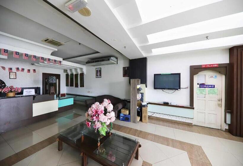 فندق Oyo 91006 Ktc Studio Apartment By My Gunung