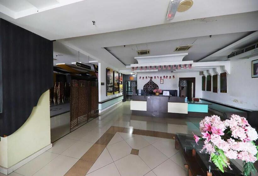 فندق Oyo 91006 Ktc Studio Apartment By My Gunung