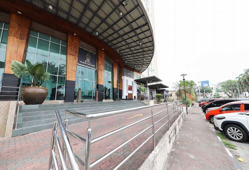 فندق Oyo 91006 Ktc Studio Apartment By My Gunung