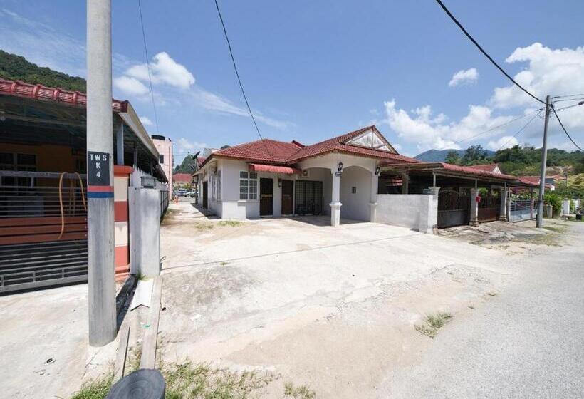 فندق Oyo 91011 Iman Homestay Gua Musang