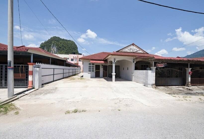 فندق Oyo 91011 Iman Homestay Gua Musang