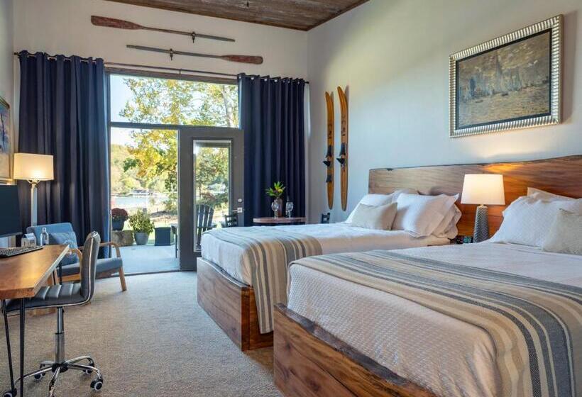 בית מלון כפרי Pebble Bay Club Suites