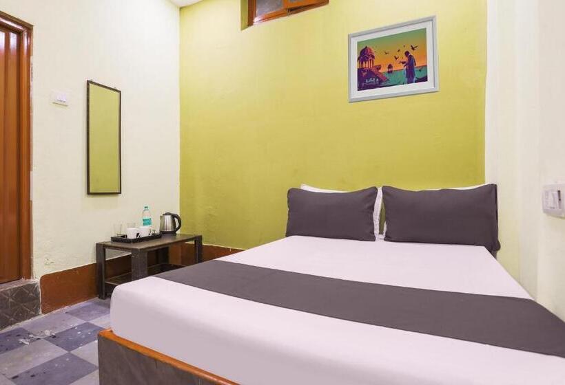 בית מלון כפרי Spot On Hyderabad Sr Continental