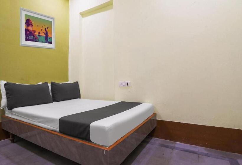 בית מלון כפרי Spot On Hyderabad Sr Continental