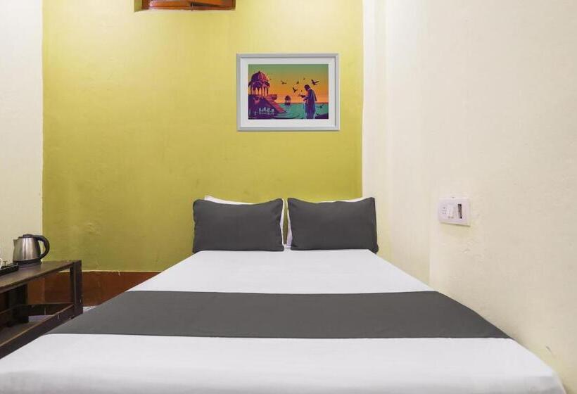 בית מלון כפרי Spot On Hyderabad Sr Continental