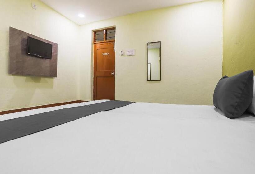 בית מלון כפרי Spot On Hyderabad Sr Continental