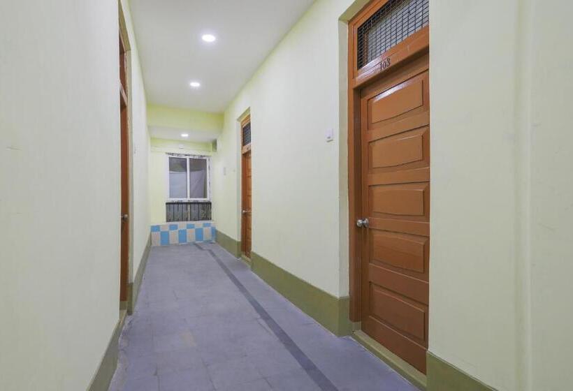 בית מלון כפרי Spot On Hyderabad Sr Continental