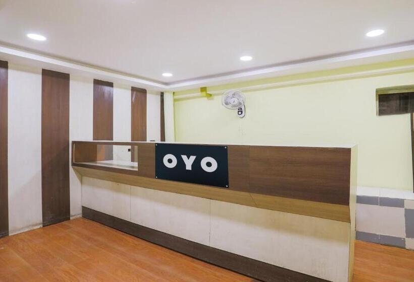 בית מלון כפרי Spot On Hyderabad Sr Continental