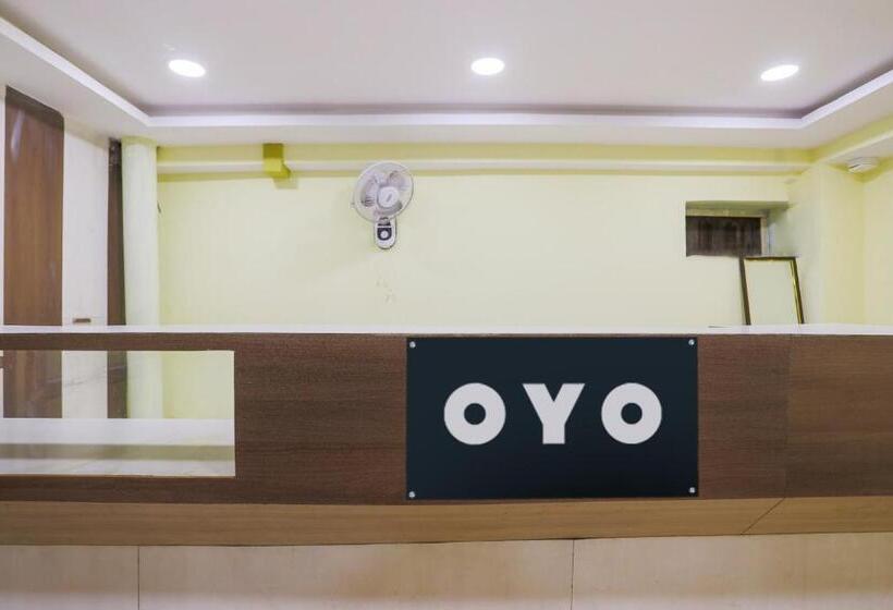 בית מלון כפרי Spot On Hyderabad Sr Continental