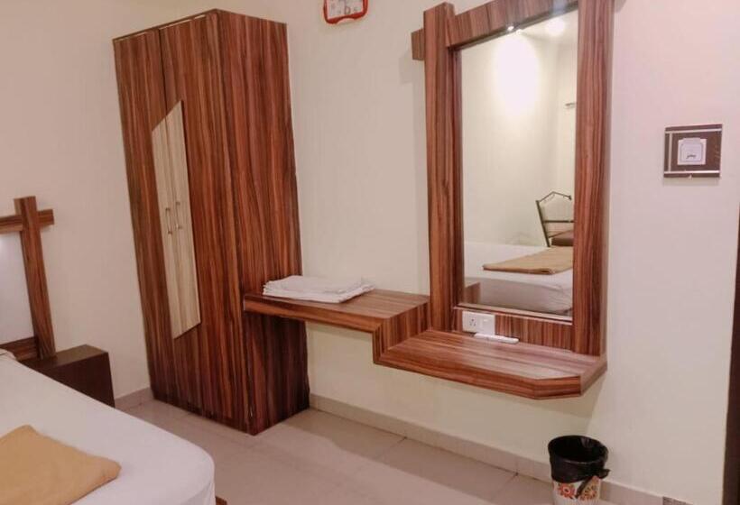 酒店 Temple City Lake Inn Madurai Aala