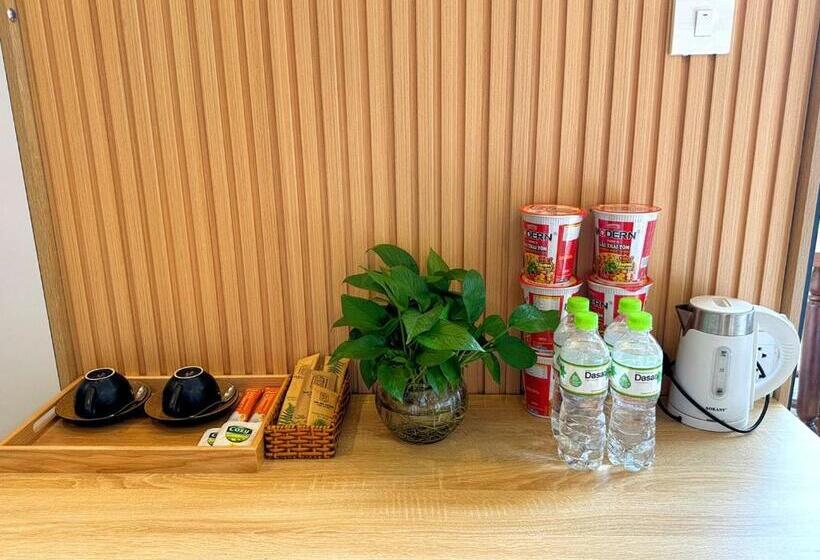 هتل The Sol Homestay