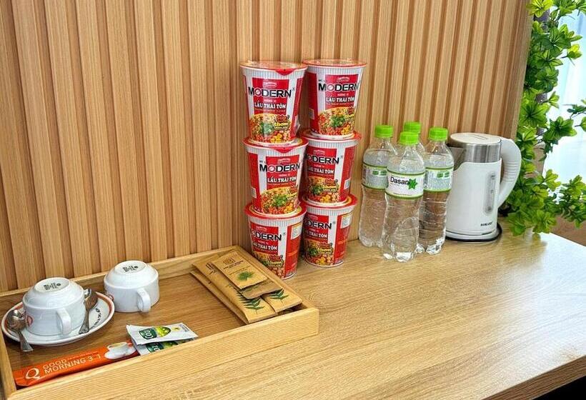 هتل The Sol Homestay