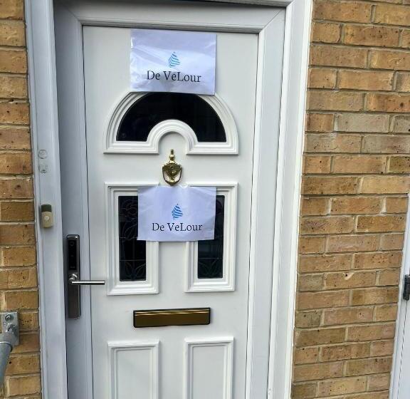 ホテル The Velour