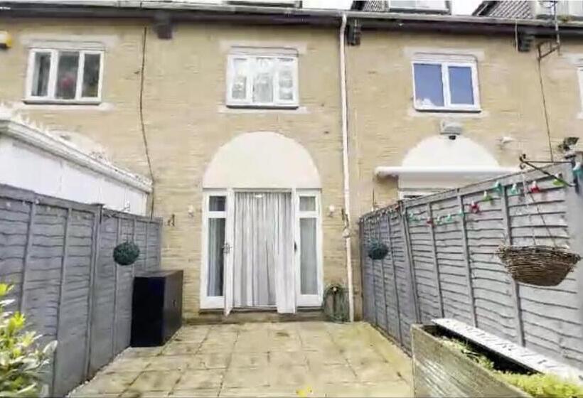 ホテル The Velour