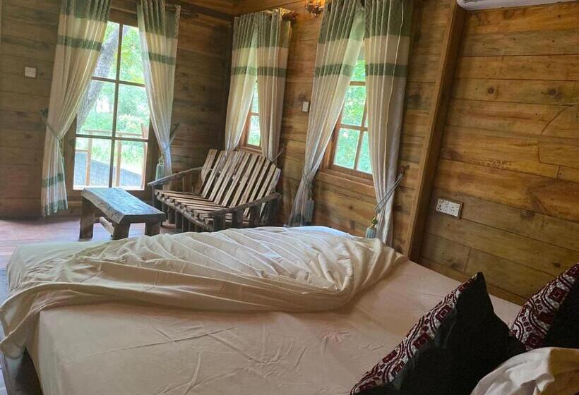 Отель Sigiri Treehouse