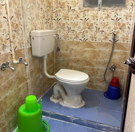 בית מלון כפרי Vasavi Nivas