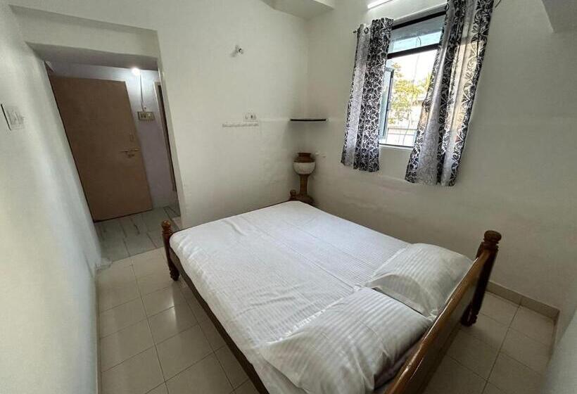 בית מלון כפרי Vasavi Nivas