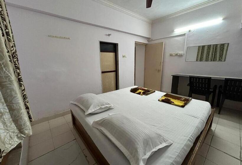 בית מלון כפרי Vasavi Nivas